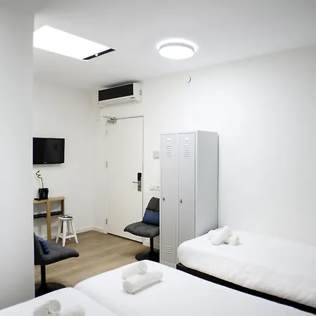 I Hotel