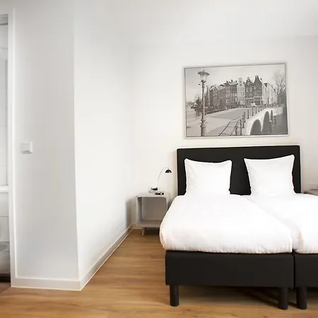 I 3* 암스테르담